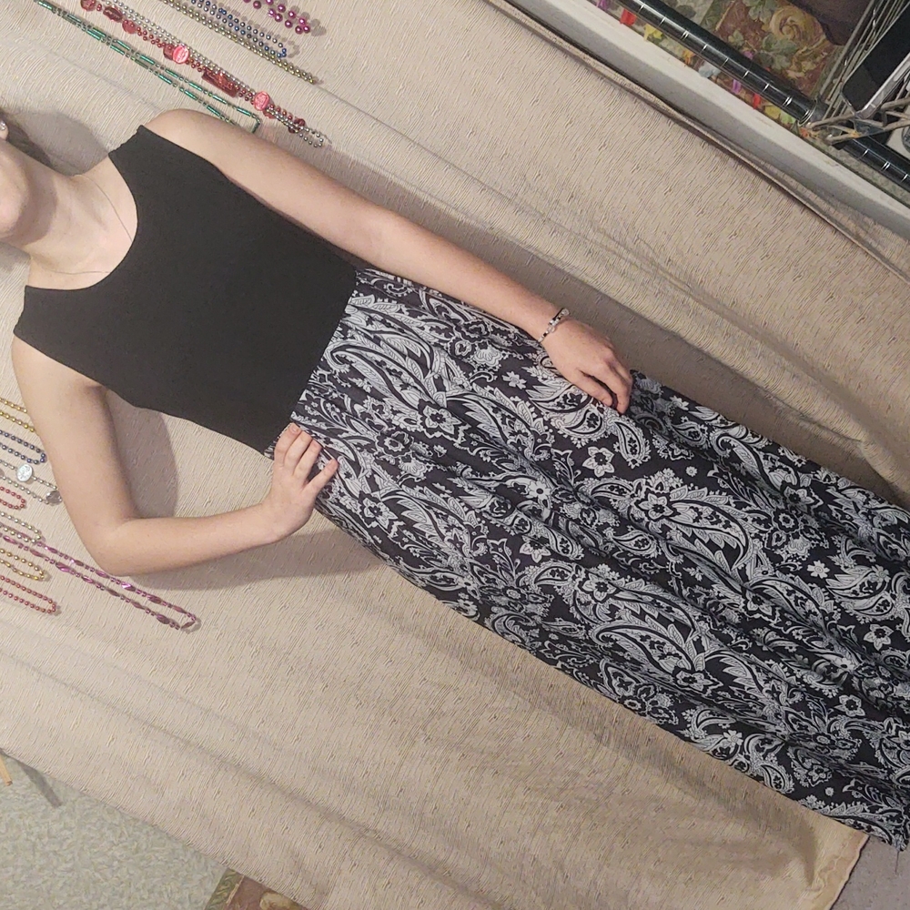 Aphratti Paisley Lounging Maxi Dress Lg